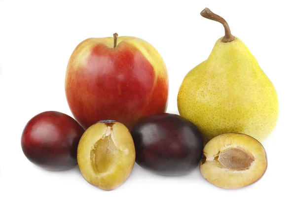 Plommon päron och äpple. — Stockfoto