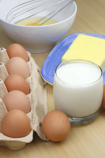 Eieren, melk en boter — Stockfoto