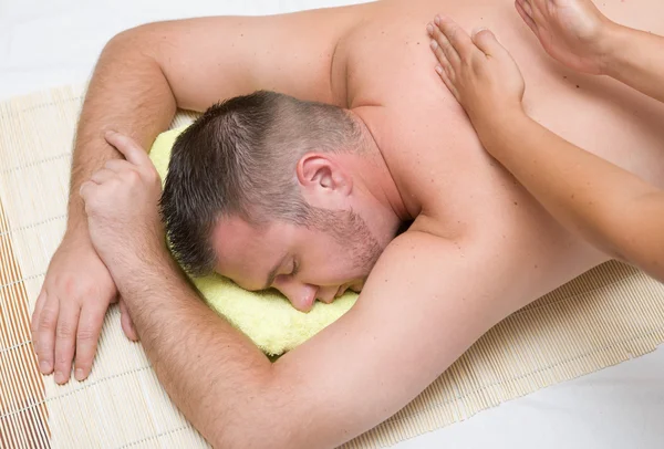 Mann bei der Massage — Stockfoto