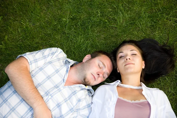 Ralaxing couple — Stock Photo, Image