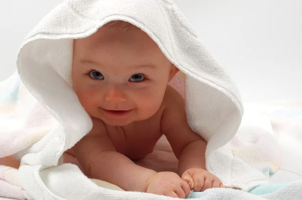 Bebé después del baño —  Fotos de Stock