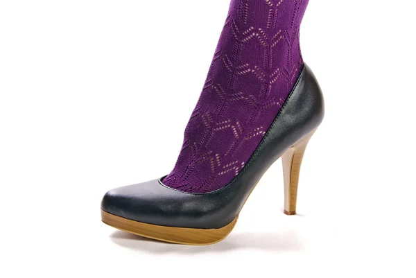 Vrouwelijke been & schoenen op hoge hakken — Stockfoto