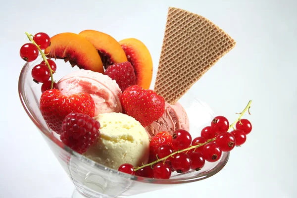 Gyümölcs fagylalt — Stock Fotó