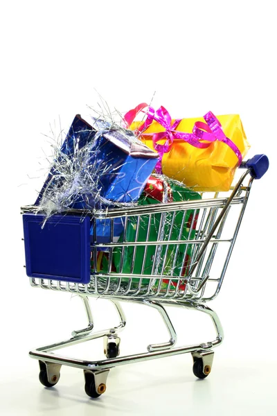 Shopping Cart with presents — Stock Photo, Image