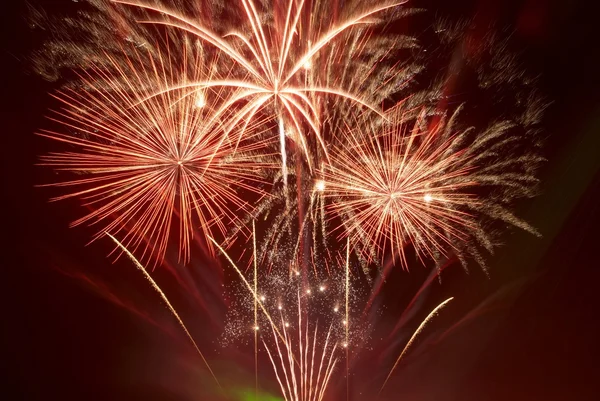 Lindos fogos de artifício — Fotografia de Stock
