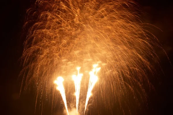 Hermosos fuegos artificiales —  Fotos de Stock