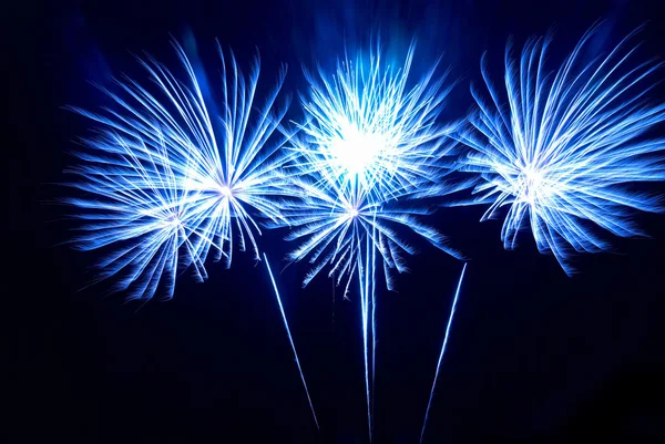 Hermosos fuegos artificiales —  Fotos de Stock