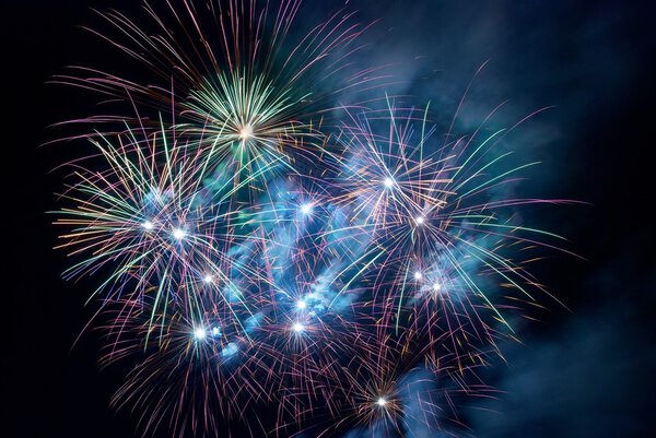 Фейерверк, салют
.