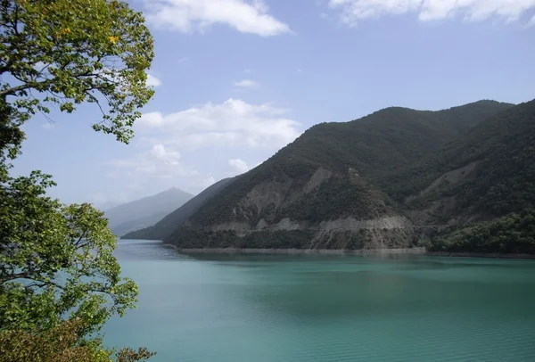 Zhinvali reservoir — Stock Photo, Image
