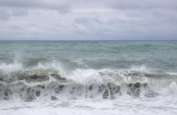 Волны Черного моря — стоковое фото