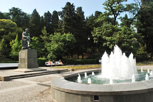 a. s. chechov Anıtı