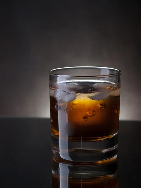 Whiskey en ijs — Stockfoto