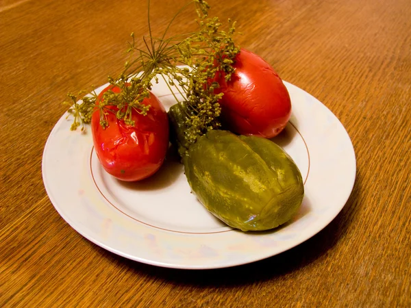 salatalık ve domates