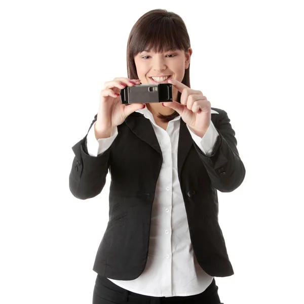 Femme d'affaires utilisant un téléphone portable — Photo