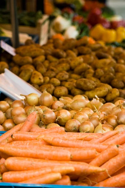 Λαχανικά σε μια αγορά — Φωτογραφία Αρχείου