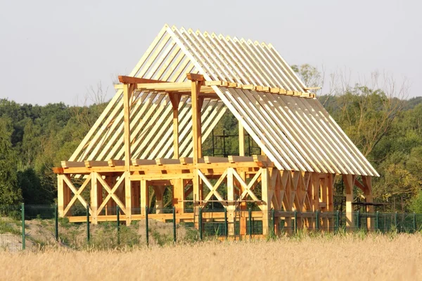 Maison écologique en bois — Photo