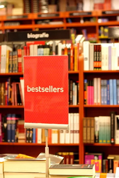 Buchhandlung und Bücher — Stockfoto