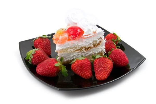 花式蛋糕和草莓 — 图库照片