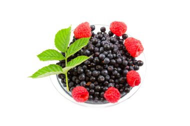 Çilek: Ahududu ve bilberries ben