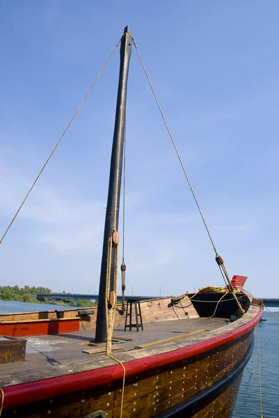 Mast on deck — Stock Photo, Image