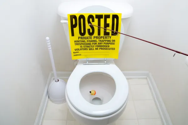 Pubblicato servizi igienici — Foto Stock
