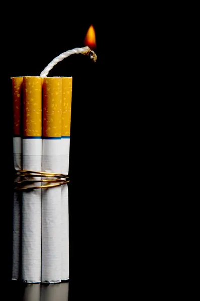 香烟炸弹 — 图库照片