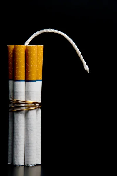 Bombe à cigarette — Photo