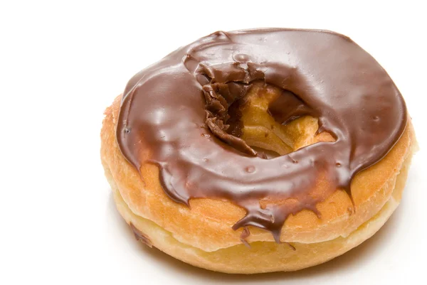 Donut cubierto de chocolate —  Fotos de Stock