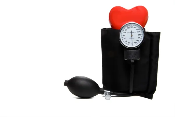 Esfigmomanómetro y corazón — Foto de Stock