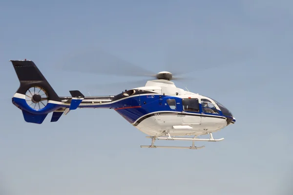 Helecopter польотів життя — стокове фото