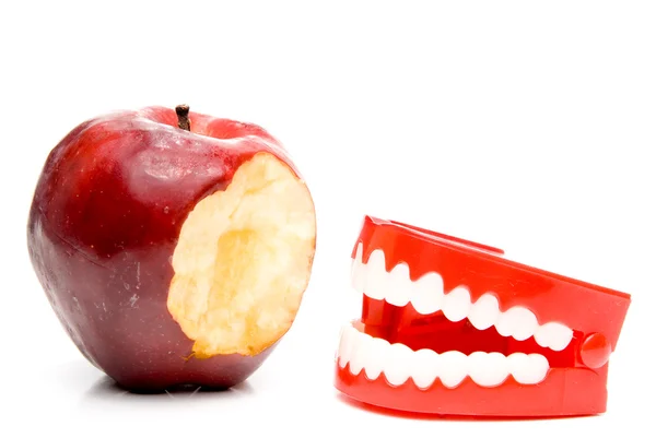 Manzana y dientes —  Fotos de Stock