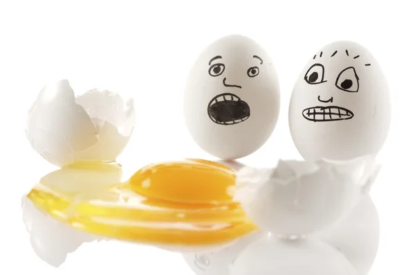 Eggs are scared of dead friend — Stock Photo, Image