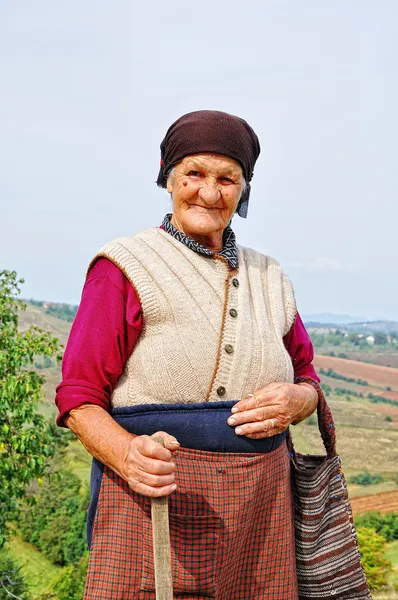 그녀의 fa에 식이 아주 오래 된 여자 — 스톡 사진