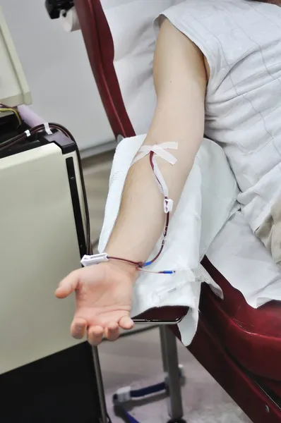 Tranfusão de sangue no hospital — Fotografia de Stock