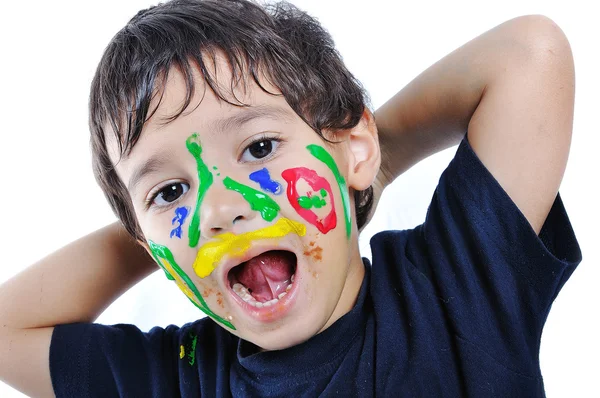 Un niño lindo con varios colores — Foto de Stock