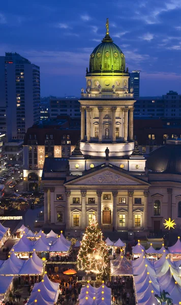 Vánoční trh gendarmenmarkt Berlín — Stock fotografie