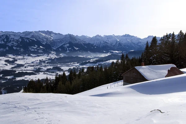 Hut in de winter in Beieren — Stockfoto