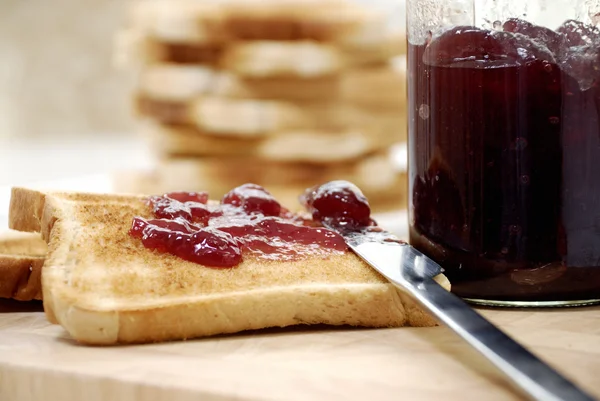 Toast with jam — Stock Photo, Image