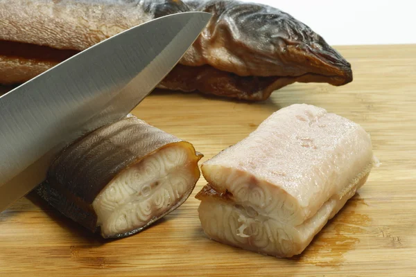 Preparation of smoked eel — Stock Photo, Image
