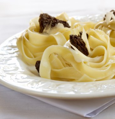 Tagliatelle mantarlı maron