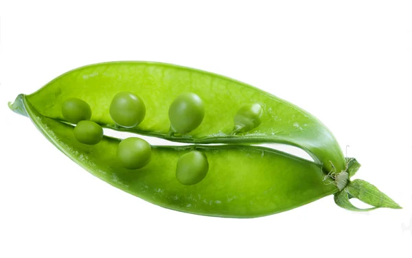 新鲜打开年轻绿豌豆 — 图库照片