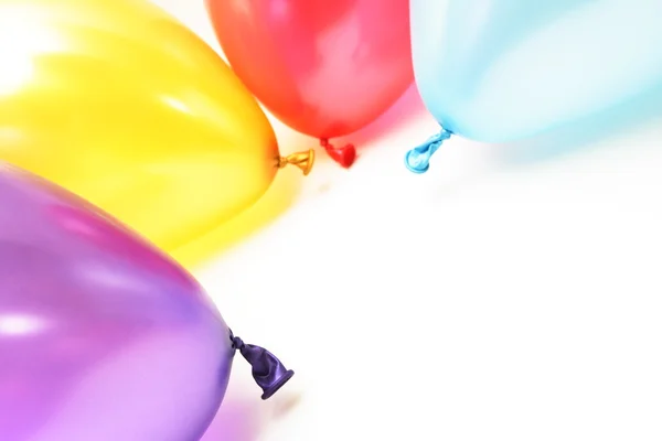 Множество разноцветных воздушных шаров — стоковое фото