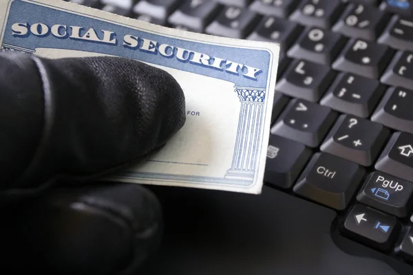 Identity theft and Social Security card — Stock Photo, Image