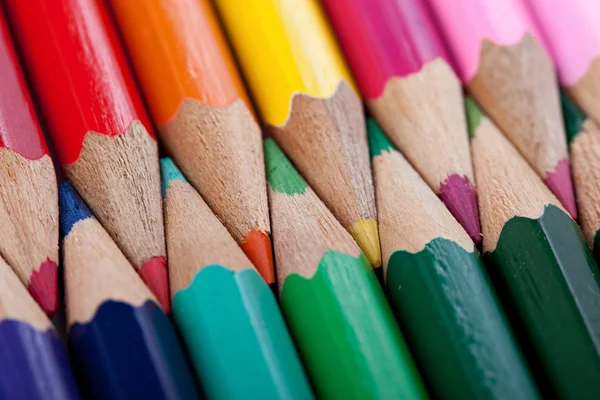 Красочные карандаши - фон — стоковое фото