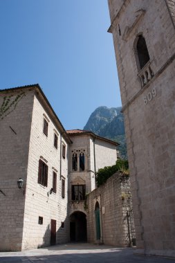 Kotor şehir