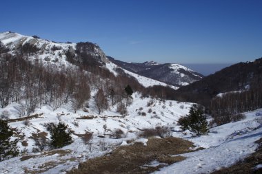 Mountains in snow clipart