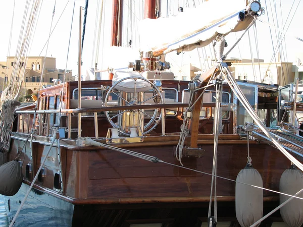 Yacht in legno e acciaio — Foto Stock