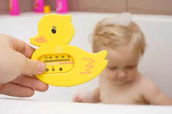 Ванна термометр — стокове фото
