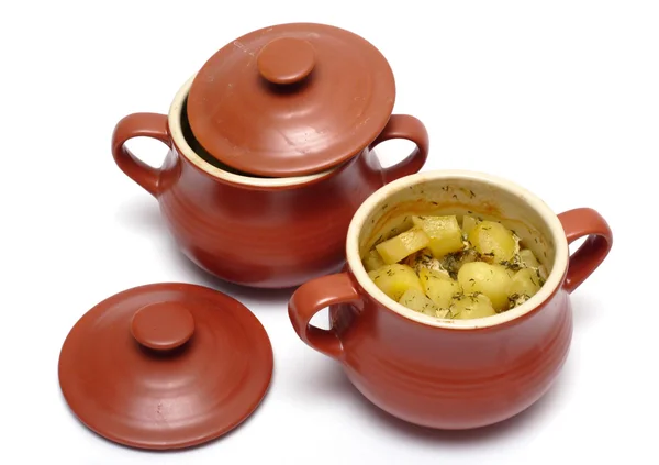 Gestoofde aardappelen op de pot — Stockfoto