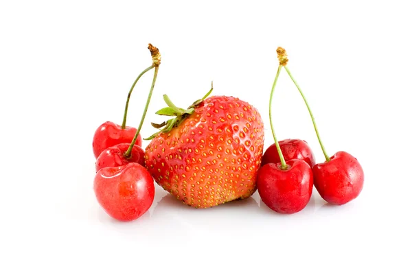 Jordbær og kirsebær - Stock-foto